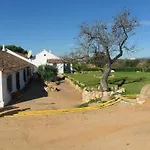 Летний дом Quinta Do Lagar - By Portugalferias *