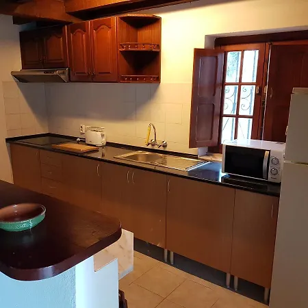 Quinta Do Lagar - By Portugalferias * Αλμπουφέιρα