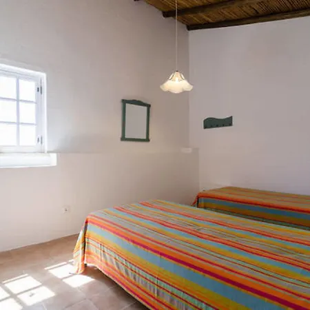 Quinta Do Lagar - By Portugalferias *